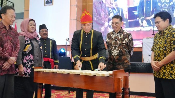 Kolintang