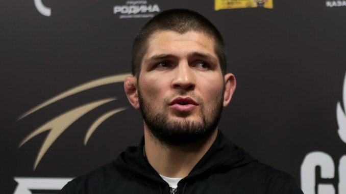 Kronologi Khabib Nurmagomedov Diusir dari Kursi Darurat Pesawat