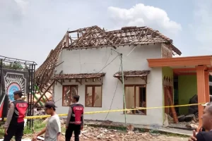 Viral Ledakan Rumah Polisi di Mojokerto, Anak dan Ibu Meninggal Dunia