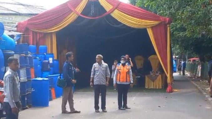 Viral Tenda Nikahan di Depok Tutup Jalan Full