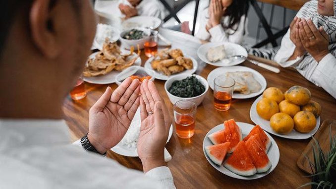 berbuka puasa