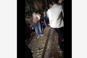 Ngeri! Pria Hilang Selama 3 Hari Ditemukan dalam Kondisi Tak Berdaya di Atas Pohon Beringin