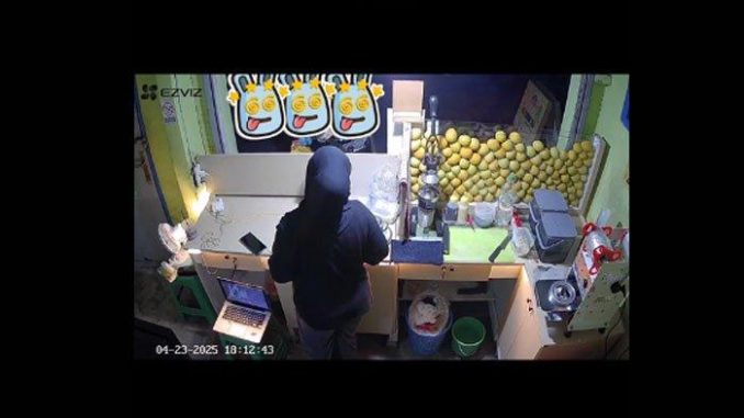 Penjual Minuman Dimarahi Pembeli Gegara Ucapkan ‘Hati-hati
