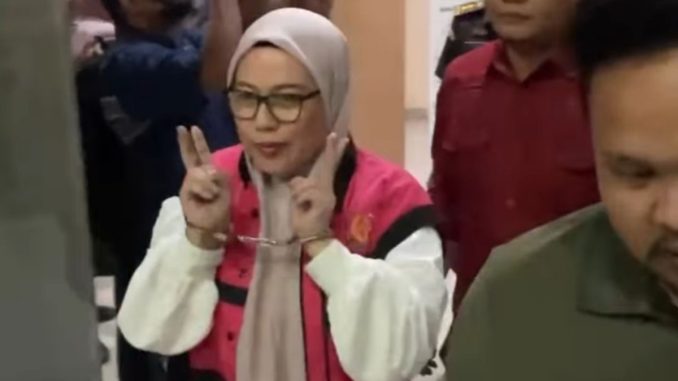 Tersangka Korupsi Ariyuli Ningsih Lindoeno