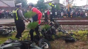 Tabrakan Maut KA Malioboro Ekspres Hantam 7 Motor