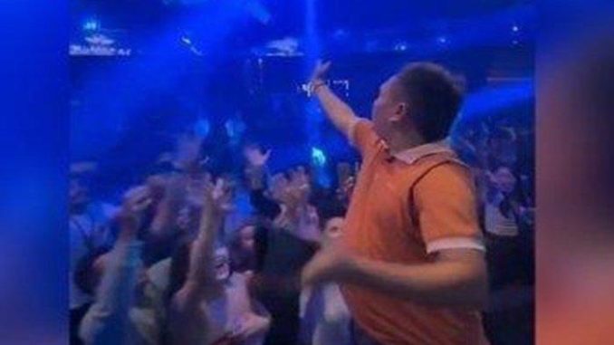 Keciduk Nyawer di Klub Malam Kades Karangsari Minta Maaf Ngaku Khilaf