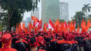 Tuntutan Buruh Dalam Aksi Demo di DPR