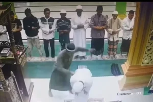 Imam Masjid di Morowali Utara Ditikam Saat Salat Subuh