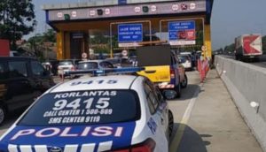 Tiga Minibus Alami Kecelakaan Beruntun di Exit Tol Citeureup Bogor, Lalu Lintas Sempat Macet