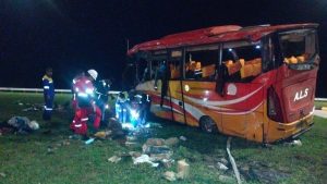 Bus ALS Alami Kecelakaan di Tol Padang–Sicincin, Dua KorbanTewas