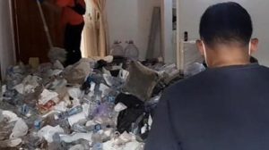 Viral Pria di Pati 8 Tahun Tak Kelihatan Ditemukan Tewas Didalam Rumahnya yang Penuh Sampah