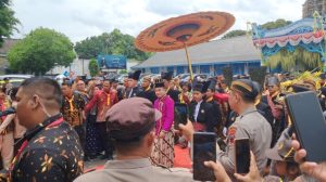 Gusti Purbaya Dinobatkan Jadi Raja Surakarta Pakubowono XIV
