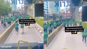 Peserta LRT Run 2025 Trobos Jalur Busway Viral di Medsos